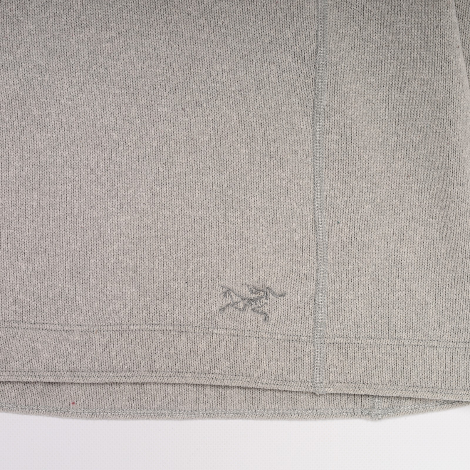 Arcteryx Polyester Sport Sweatshirt Top Womens Gray thumbnail 5