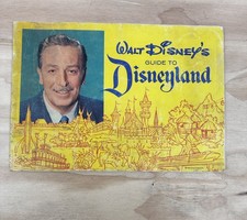 VTG 1962 Souvenir Booklet Walt Disney's Guide to Disneyland w/ Haunted Mansion