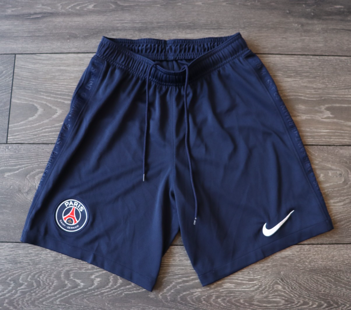 PARIS SAINT-GERMAIN PSG 2020 2021 FOOTBALL SHORTS HOME JERSEY NIKE