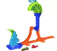 Hot Wheels Stunt Tracks Power Launch Champion Track Set And 164 Scale Die-cast Hot Wheels Stunt Tracks Power Launch Champion Track Set And 164 Scale Die-cast