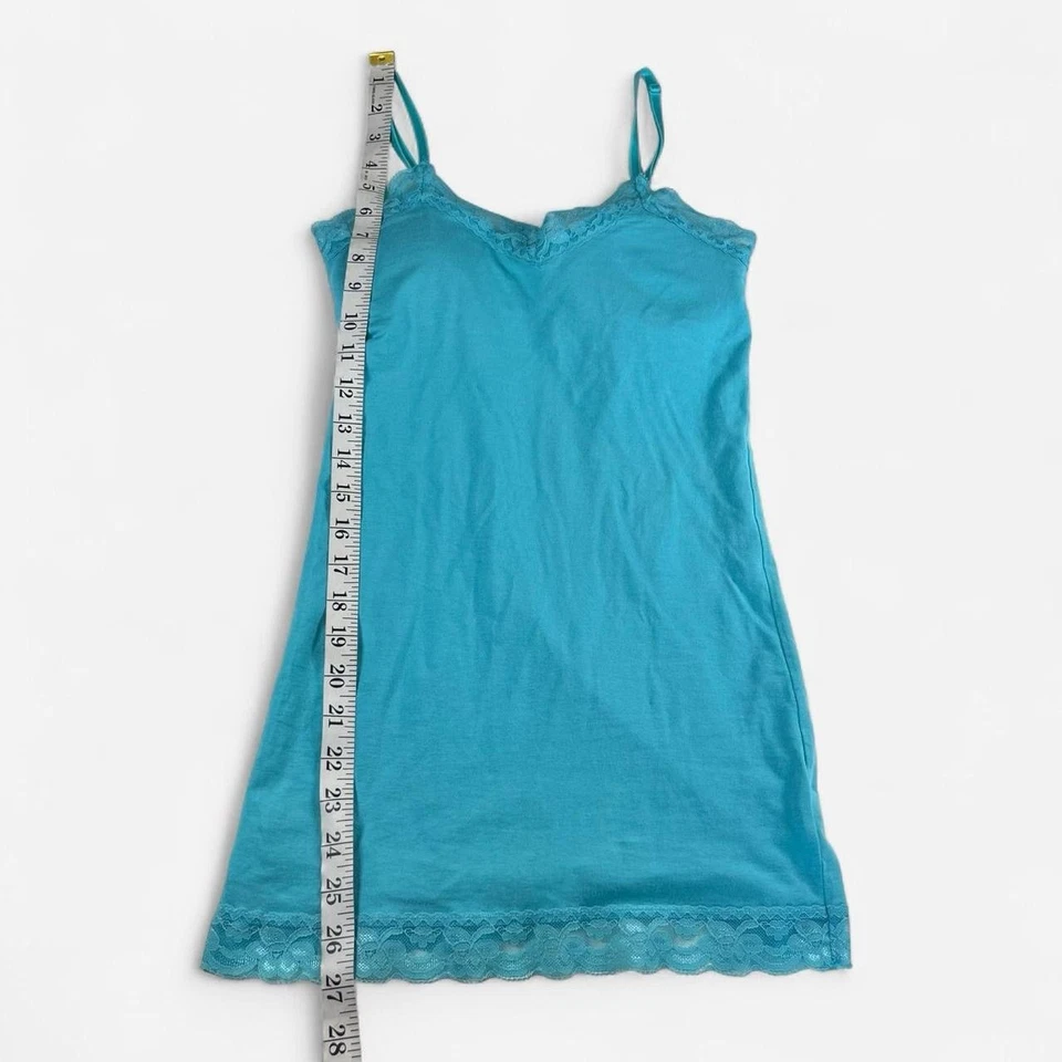 Camiseta sin mangas Y2K años 2000 azul ajustada con ribete de encaje cami Fairycore para mujer talla mediana Foto 3 de 4