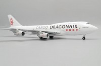 Jc Wings Boeing 747-300SF Dragonair Cargo B-KAC 1:200 Modellflugzeug