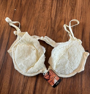 Vintage Victoria s Secret The miracle Bra 34B Cream Lace 6216 New
