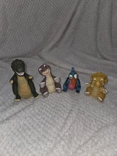 Vintage Pizza Hut  Land Before Time Hand Puppets