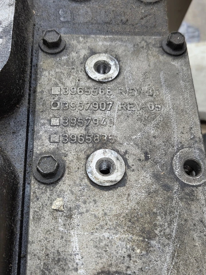 OEM 2004-2007 Dodge Ram 3500 5.9L CABEÇA DE CILINDRO DIESEL CUMMINS - Imagem 3 de 4