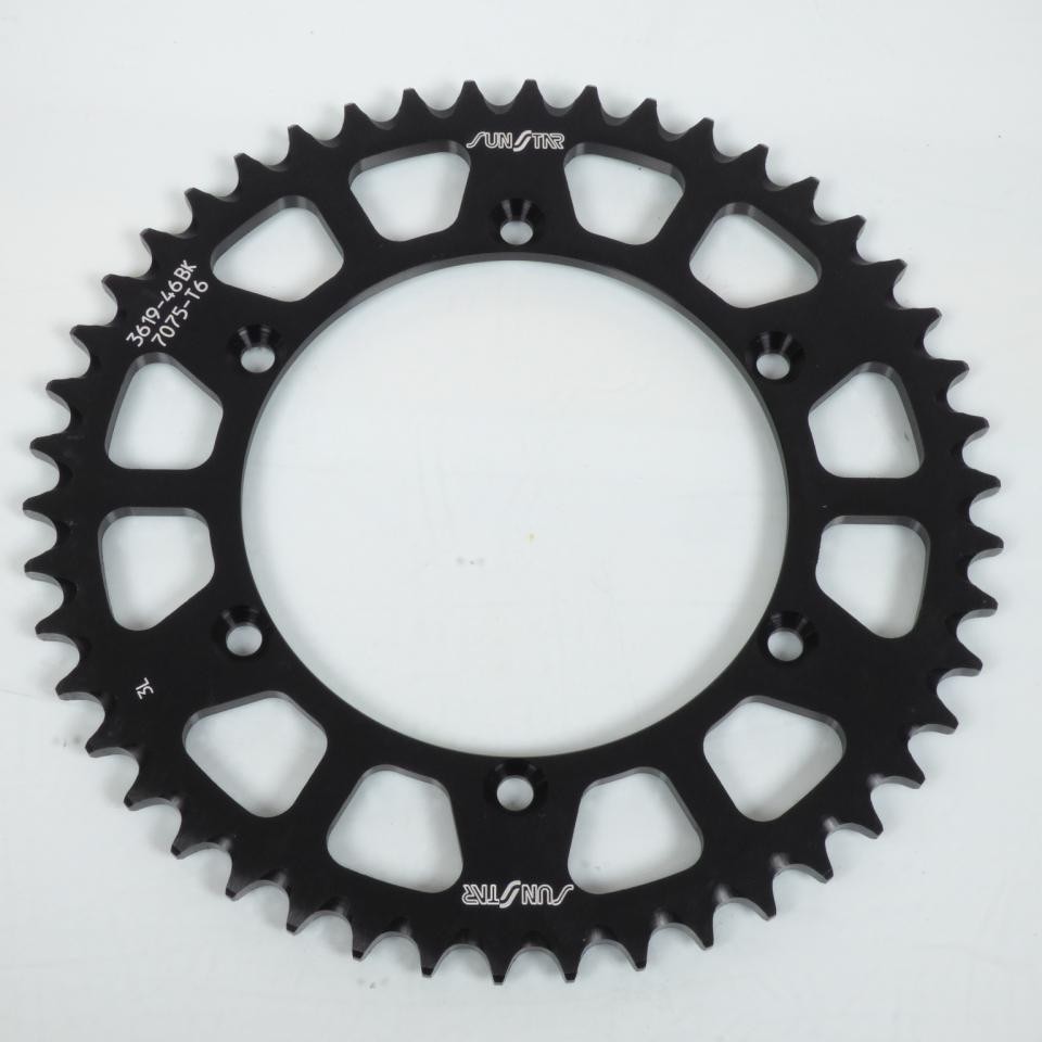 Couronne Sunstar pour s'évader en enduro avec la Kawasaki 250 KLX R 46 dents