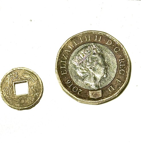 2x Lucky Chinese Coin Feng Shui Happiness Ancient Style Fortune Wealth Gift - Picture 5 of 6