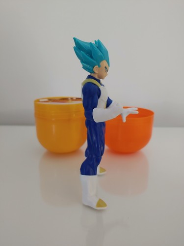 VEGETA Kinder Dragonball Z 2024 action figure Uovo di Pasqua Uova Dragon Ball - Foto 4 di 7