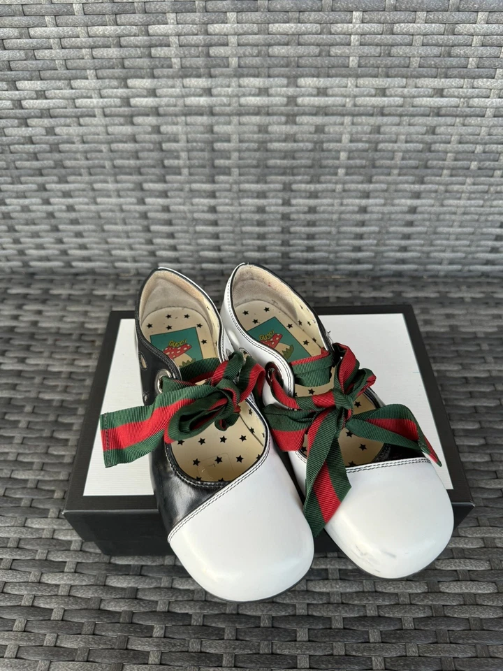 Authentic Gucci Girl Kids Bow Black White Mary Jane Ballet Flats Sandal Shoes 32 - Image 2 of 4