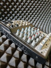 Mixer Behringer Xenyx 802