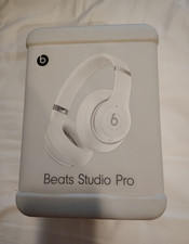 Beats by Dr. Dre Studio Pro Wireless Bluetooth Over-Ear ANC Mic White
