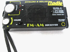 Dynamo Solar  Battery Radio Receiver AM/FM tested