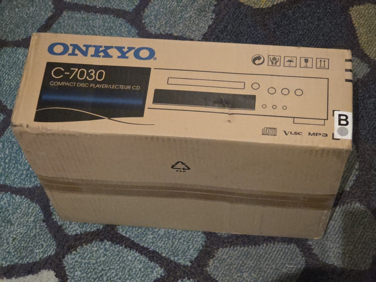 ONKYO C-7030 TX-8050 UWF-1セット 美品 Onkyo C-7030 Single CD Compact Disc Player Analog & Digital