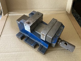 Record Machine Vice