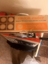 VINTAGE 24 RAVIOLI MAKER MADE IN ITALY