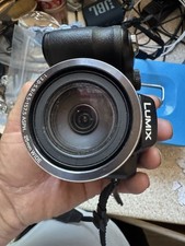 Panasonic LUMIX DMC-LZ30 16.1MP Digital Bridge Camera 35x Optical Zoom - Tested