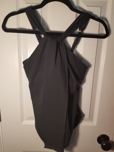 Magicsuit Tara schwarzer Badeanzug Einteiler Gr. 8 hochgeschlossen Bügel Bauchkontrolle - Bild 1 von 7