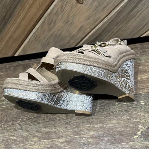 FAUX LEATHER STRAPPY BUCKLED SPLASH FOIL ROPE PLATFORM WEDGE HIGH HEEL SANDALS - Picture 4 of 5