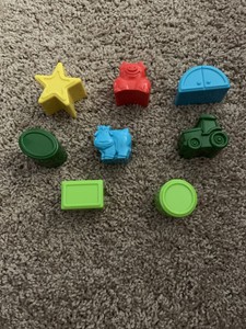 john deere barnyard shape sorter