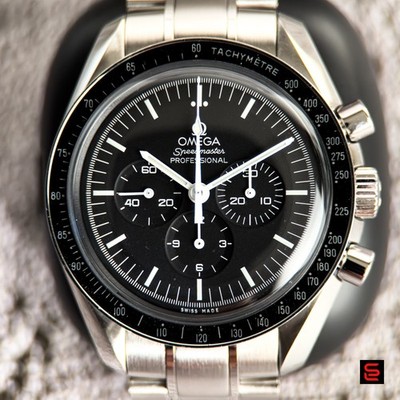 OMEGA Speedmaster Moonwatch Professional 311.30.42.30.01.005, Serviced, B & P