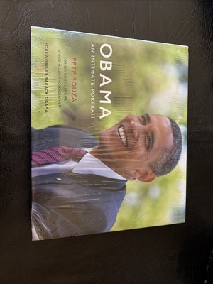 Obama: An Intimate Portrait by Pete Souza: Used