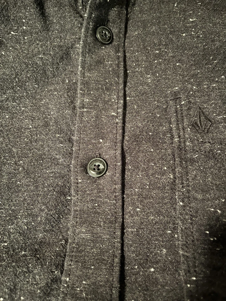 Volcom Date Night Men's Black Long Sleeve Woven Shirt, Mens Large - Image 4 of 4