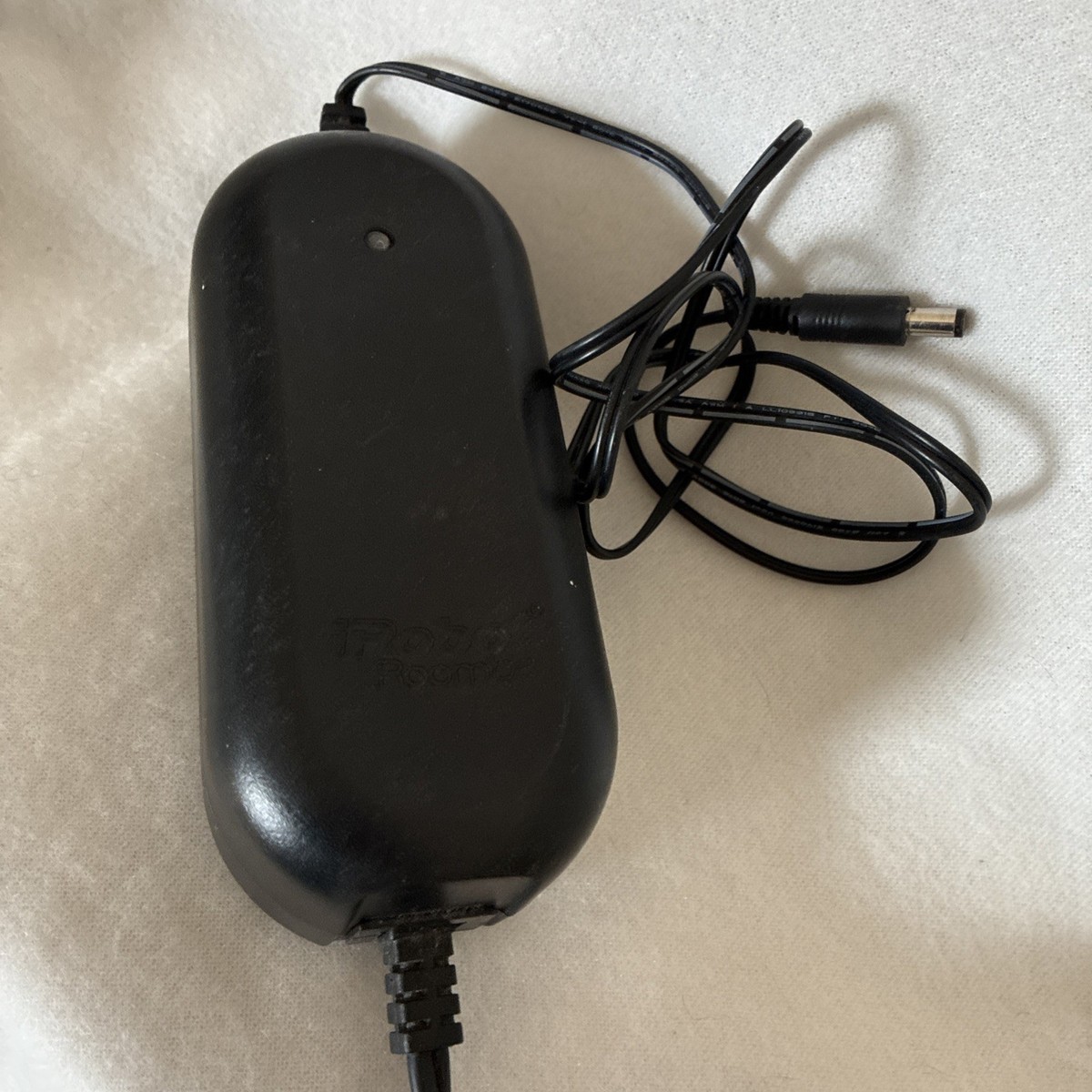 Genuine iRobot Roomba 17062 Power Supply Adapter Cord 500/600/700