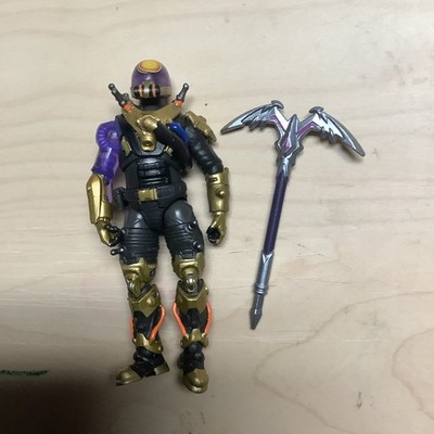 F34 Jazwares Fortnite 4 inch figure with accessory cyclo