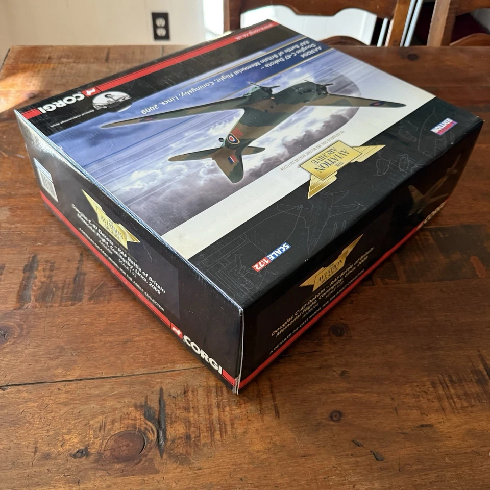 CORGI Aviation Archive Douglas C-47 Dakota AA38204 Battle Of Britain Memorial - Image 3 of 4