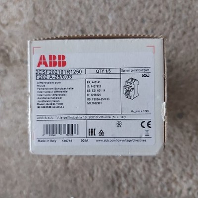 ABB Fehlerstrom-Schutzschalter F202 A-25/0,03 (2CSF202101R1250) Typ A Grau NEU