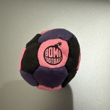 Bomb Footbags: The Napalm 2.0 -Pink/Purple/Black - Hacky Sack Foot Bag