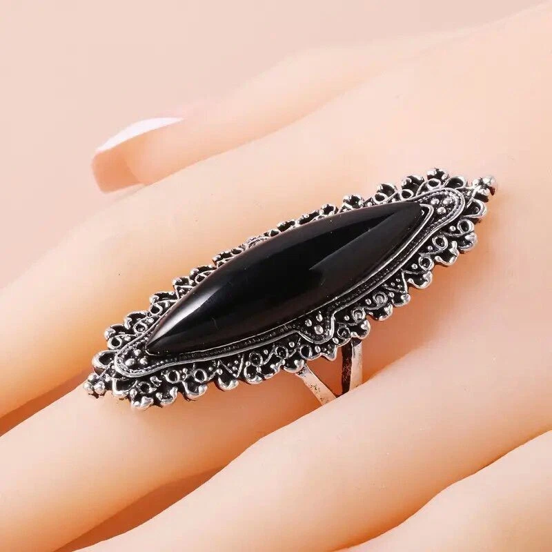 Anillo banda turquesa simulada ovalada enchapada en oro blanco estilo vintage para mujer Foto 2 de 4