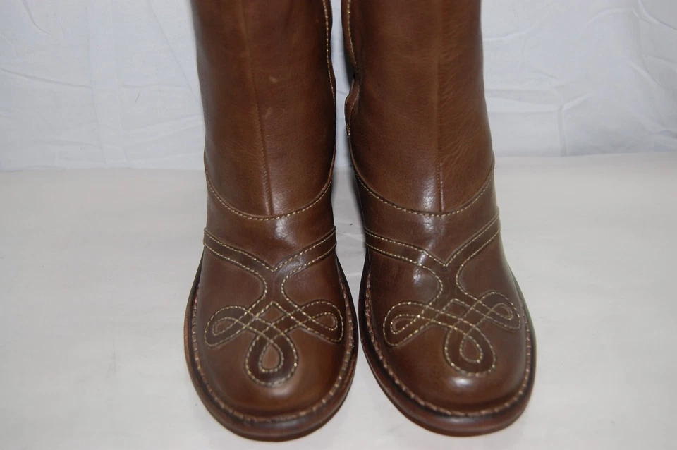 37/US6.5❤️ BOTAS DE MONTAR ALTAS FIORENTINI+BAKER de cuero marrón con tacones altos Foto 2 de 4