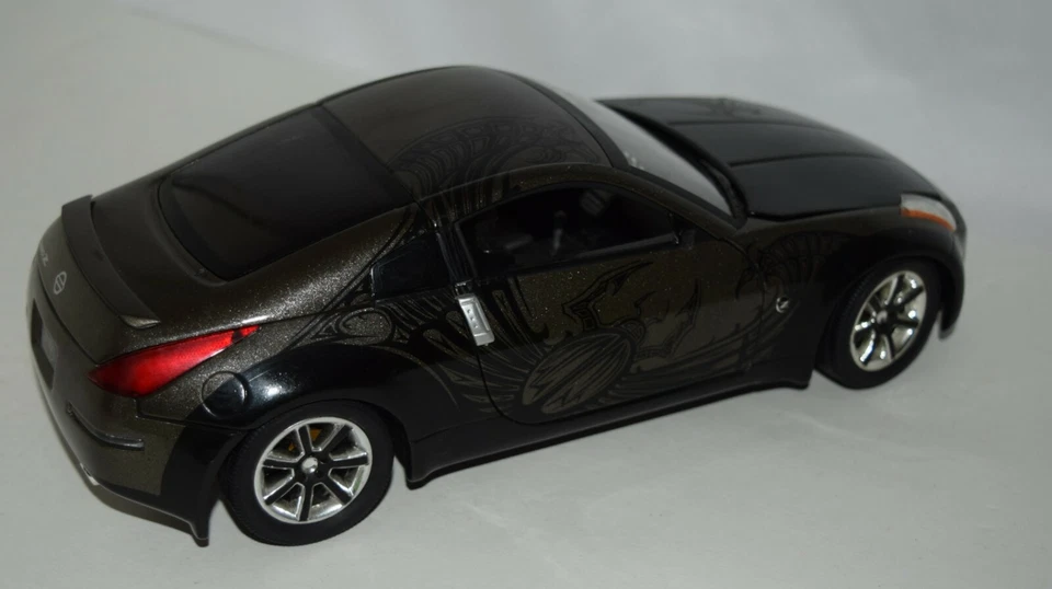 ERTL JoyRide escala 1/18 - Fast & Furious Tokyo Drift 2003 Nissan plata oscura 350 Foto 4 de 4