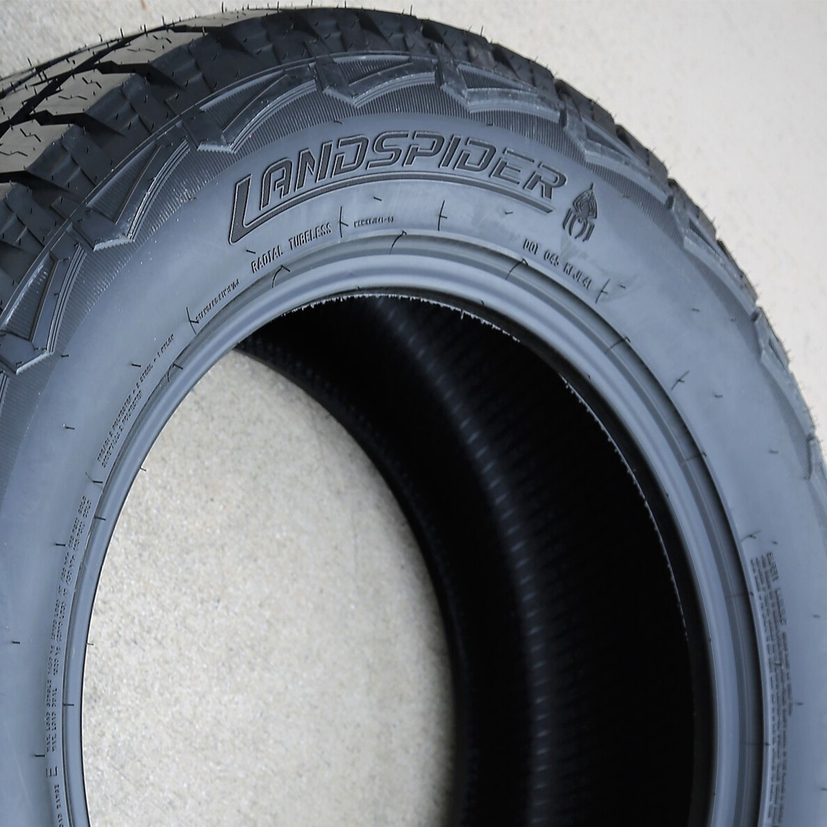 tire-landspider-wildtraxx-a-t-lt-33x12-50r15-load-c-6-ply-at-all
