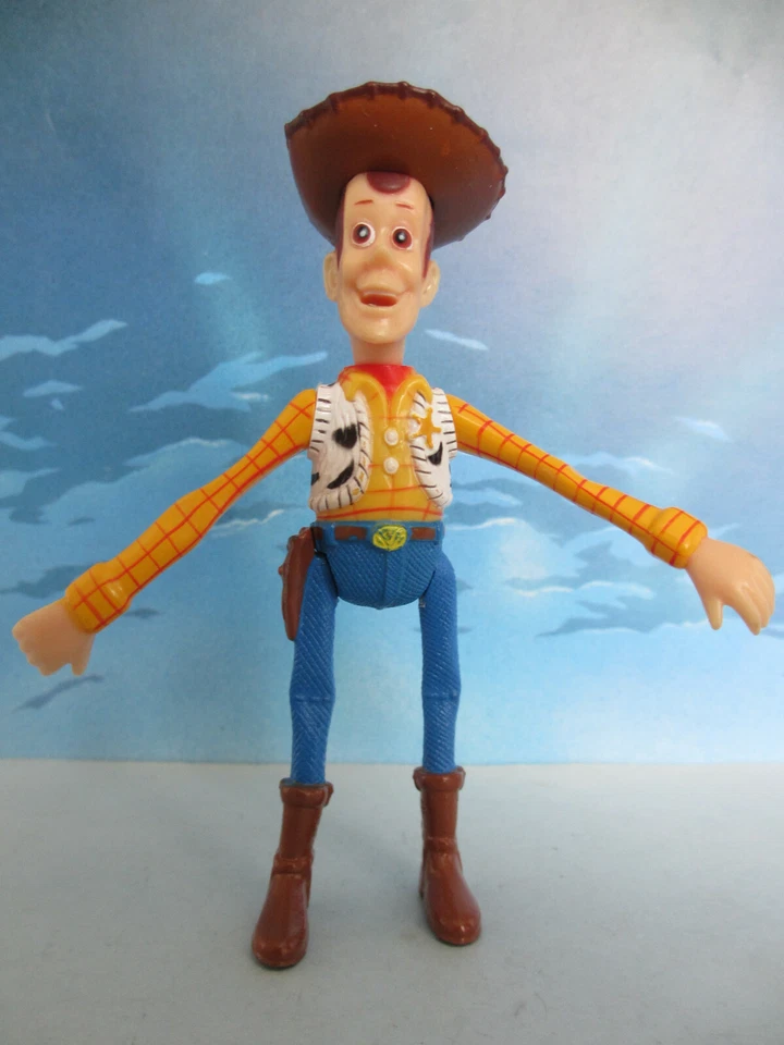 BELLE FIGURINE DISNEY PIXAR TOY STORY WOODY - mesure +/- 10,5cm - Photo 1/1