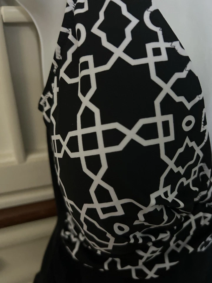 Profile by Gottex 16W Casablanca Black & White  Tankini Swimsuit TOP NWT -#209 - Image 4 of 4