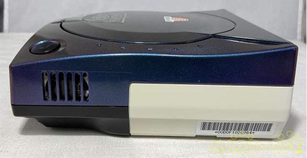 【新品・未使用】SEGA Dreamcast SEGA DREAMCAST BUNDLE - ULTRA RARE COMPLETE SYSTEM BUNDLE +