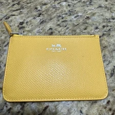 Coach Coin Purse/Mini Wallet Mustard Colored Top Zipper Excellent Condition Cpix