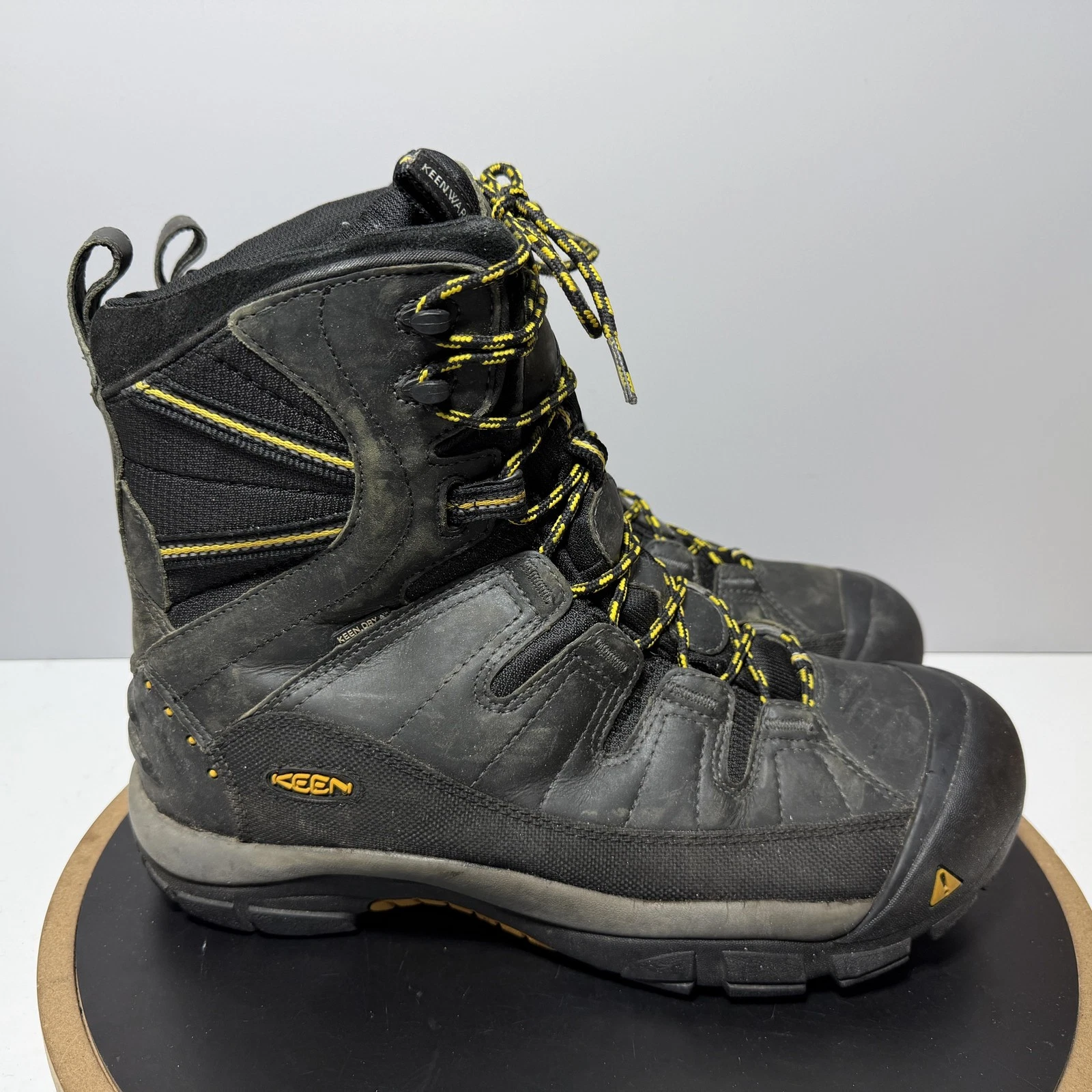 Keen Summit County Boots Mens 13 Black Shellback Insulated Winter Snow Hiking