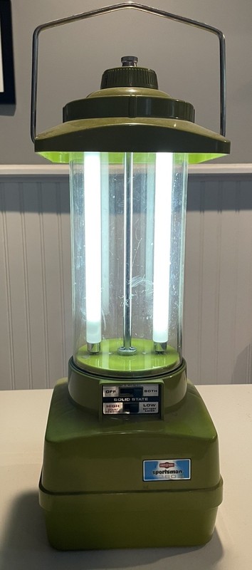 Vtg Rayovac Sportsman 360 Camping Lantern Green Fluorescent Lamp - Needs Battery