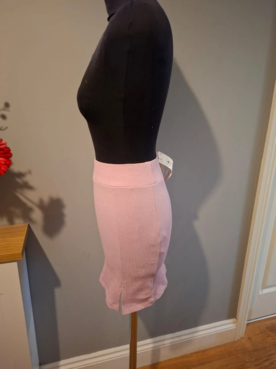 Minifalda acanalada rosa Bershka abertura lateral nueva con etiquetas talla S pequeña