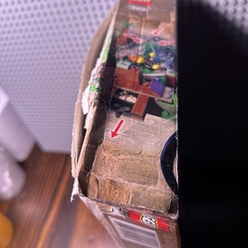 LEGO Harry Potter (2002) Chamber of Secrets 4727: Aragog in the Dark Forrest 98%