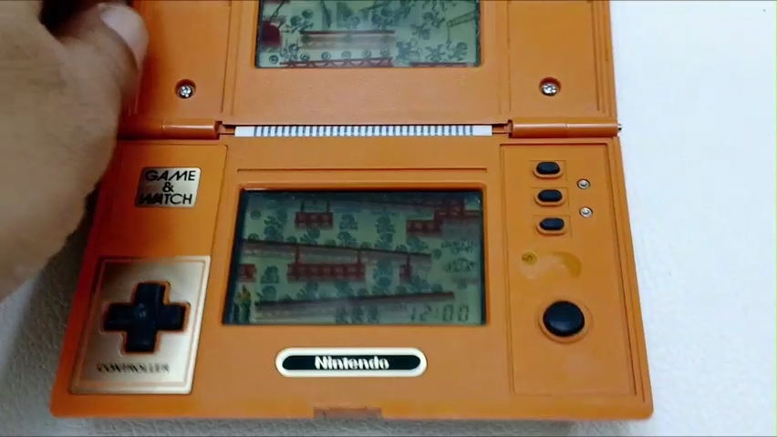 Nintendo Game and Watch Donkey Kong DK-52 Multi Screen Handheld