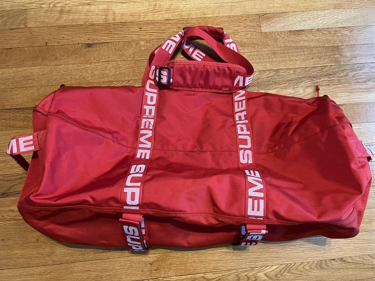 SUPREME Duffle Bag SS18 In Black