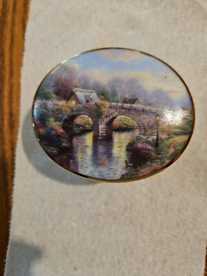 Thomas Kincade Lamplight Village Music Box, Very Good Shape 