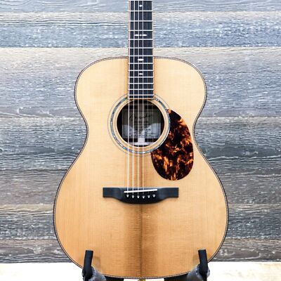 Boucher SG-151-UV Studio Goose OM Hybrid Ultimate Pack Acoustic Guitar w/Case