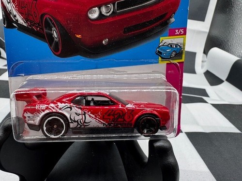 Hot Wheels Dodge Challenger Drift Car #207 HW Drift 3/5 426 Hemi Mopar - Imagen 2 de 4