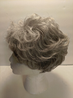 REVLON Reflections Alternative Hair Wig PALM BEACH Silver Lining