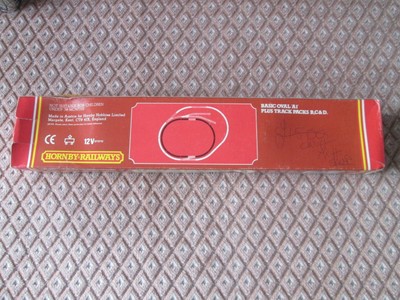 HORNBY RAILWAYS BASIC OVAL A1